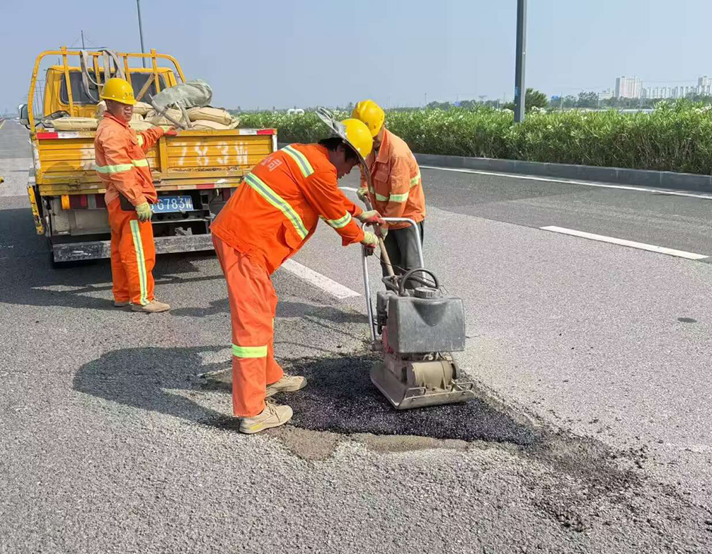 9A82D7522D445DEF3B2AB808BAC51CF5